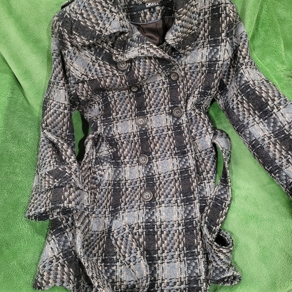 Coat - Picture 4 of 4